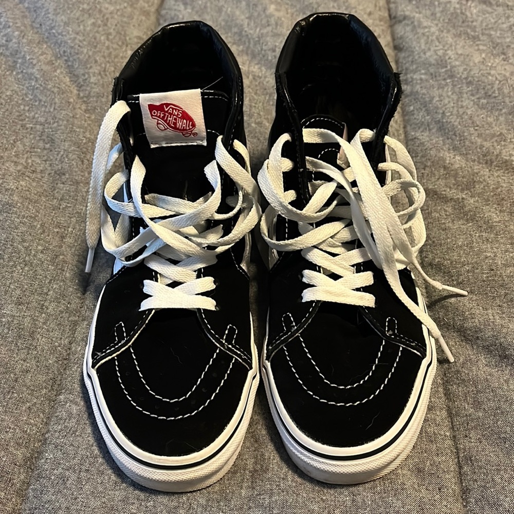 Hi-Top Vans Women’s 7.5